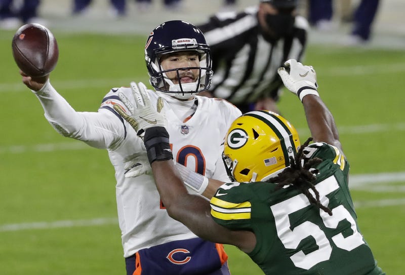 Green Bay Packers outside linebacker Za'Darius Smith (55) pressures Chicago Bears quarterback Mitchell Trubisky (10) during the second quarter on Sunday, Nov. 29, 2020, at Lambeau Field in Green Bay, Wis. Apc Packers Vs Bears 00698 112920 Wag
