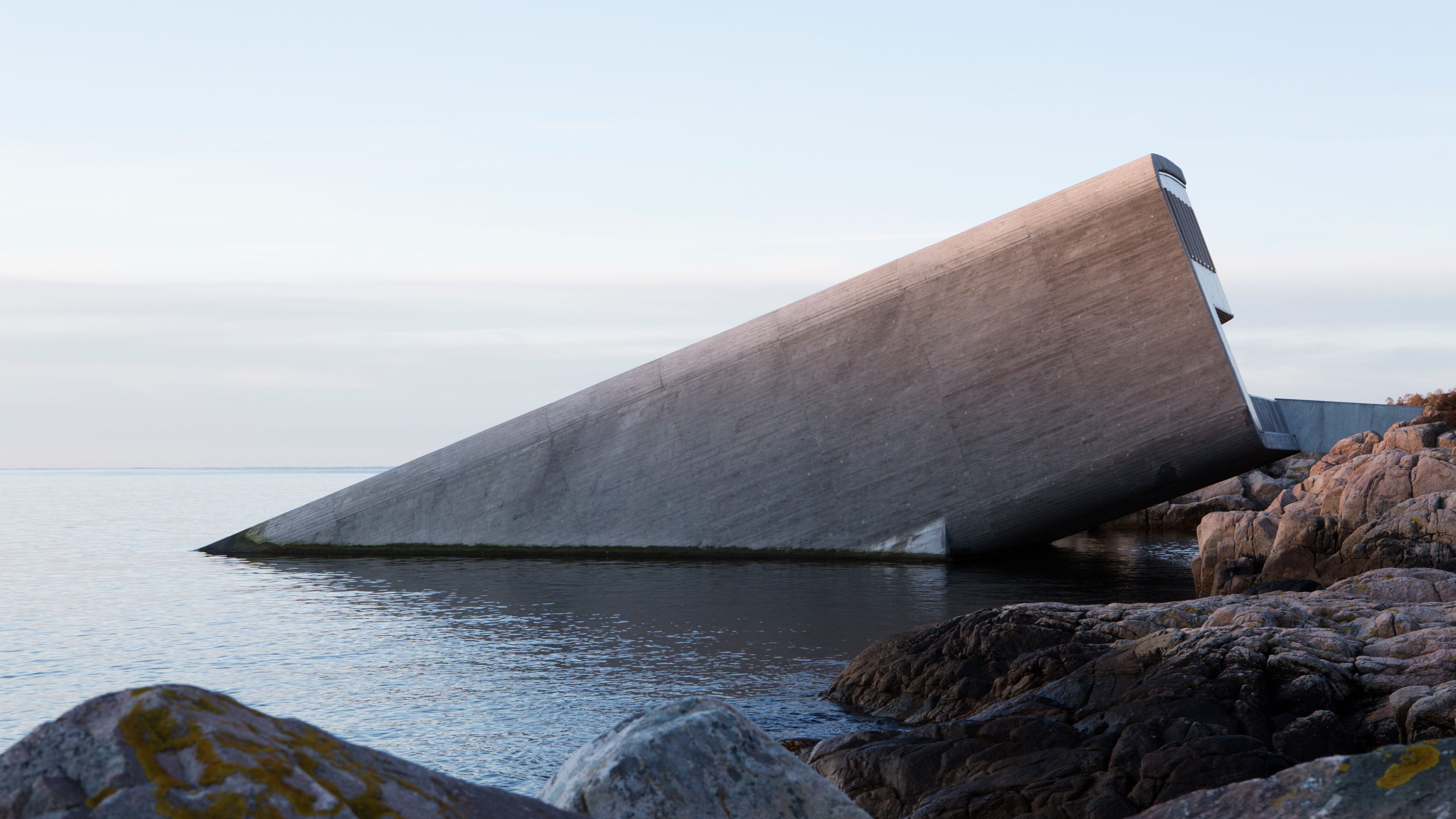 Go Deep Sea Dining in this Incredible Underwater Restaurant