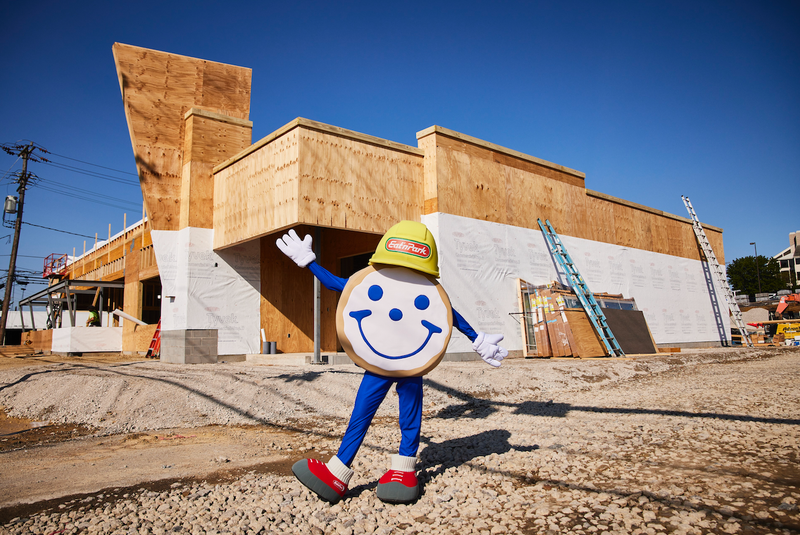 Rebuilt Eat'n Park in Bridgeville