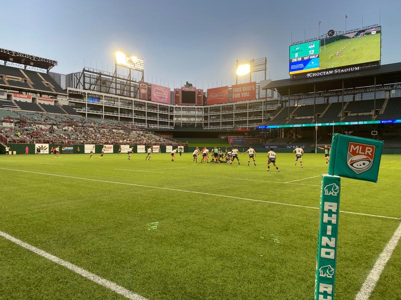 Dallas Jackals: Nine players injured in walkway collapse