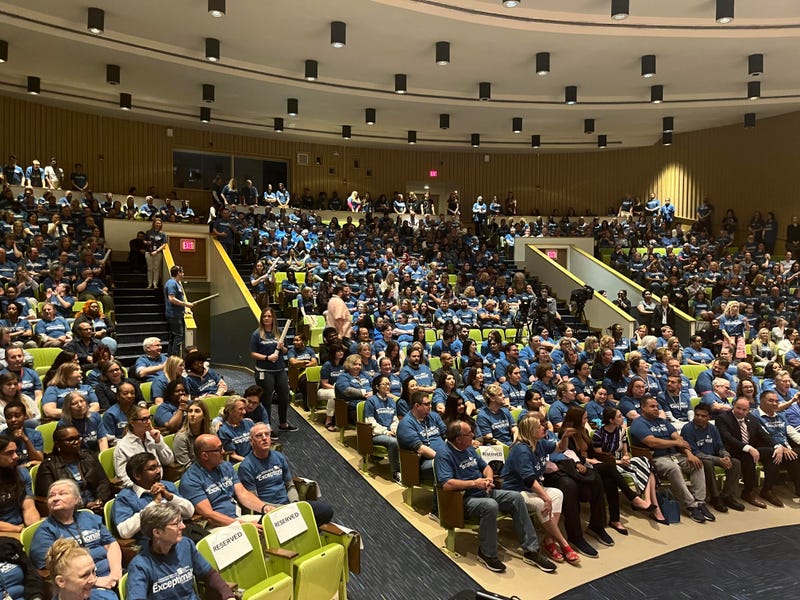 A packed house of Roswell Park workers