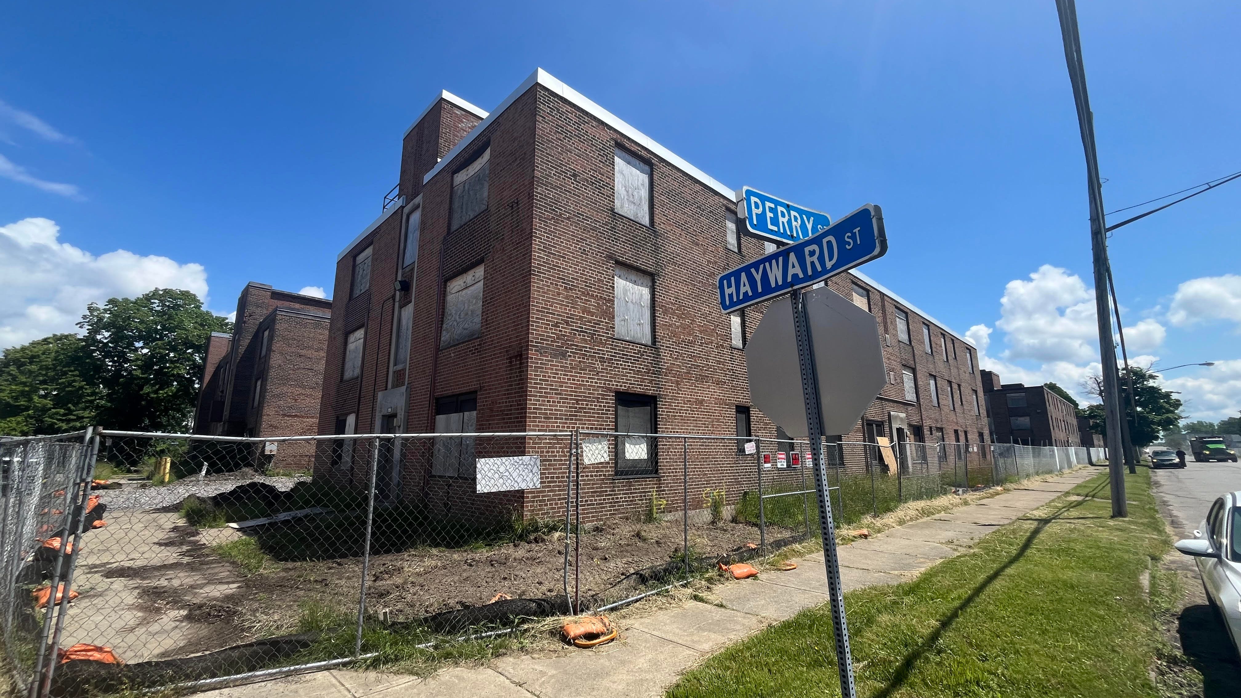 Long-awaited Commodore Perry Homes demolition; redevelopment gives hope for 'rebirth of a neighborhood'