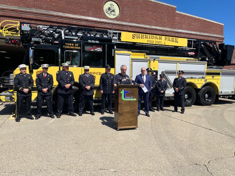 State Senator Sean Ryan, Assemblyman Bill Conrad and volunteer firefighters standing in Tonawanda, N.Y. (05/25/2023)