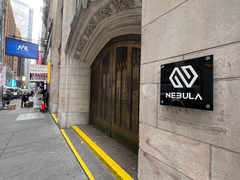 Rapper Travis Scott allegedly punched a sound engineer and damaged a speaker at club Nebula in Midtown early Wednesday.