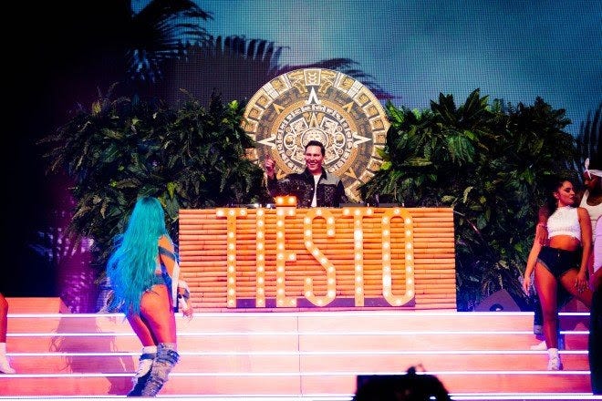 Tiesto y Karol G en Coachella