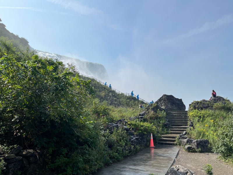 Crow's Nest pathway at Niagara Falls State Park