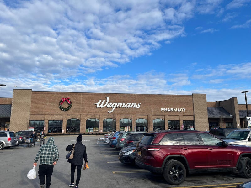 It's hard to find a parking spot at the Wegmans on Alberta in Amherst, N.Y. (12/22/2023)