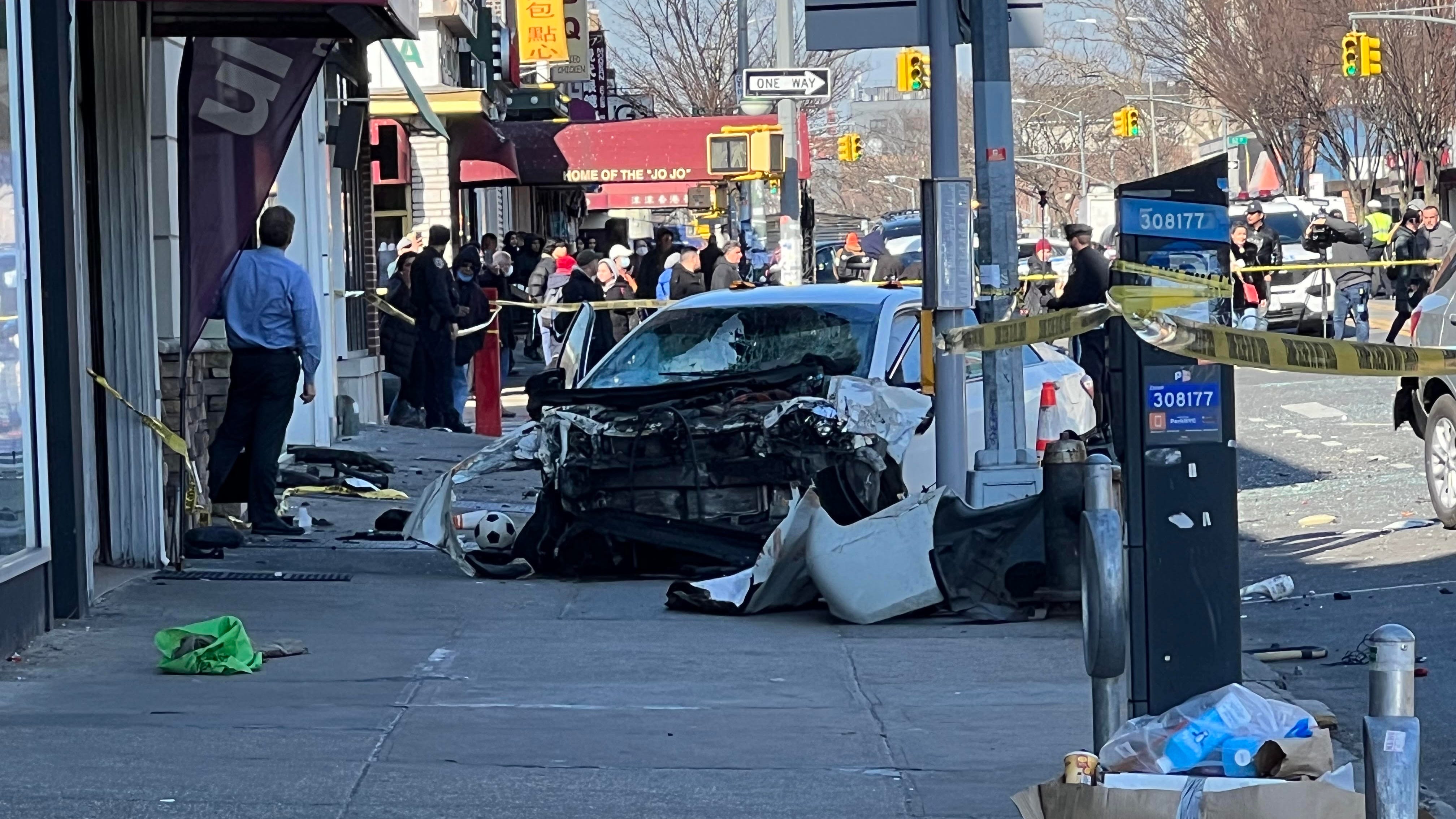 2 dead, 5 hurt after car mounts sidewalk in Brooklyn