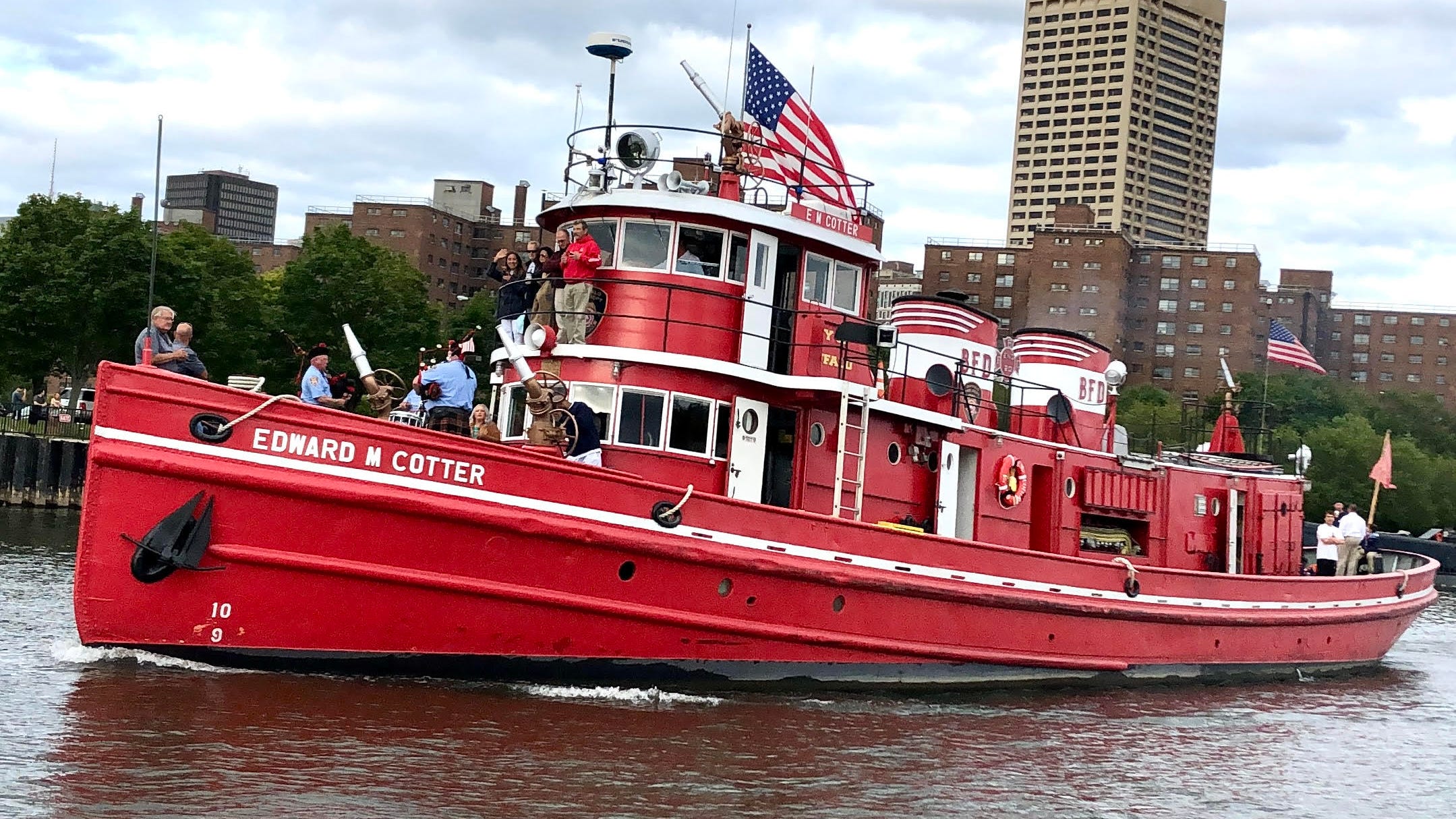 Fireboat Edward M. Cotter to recreate it's 1900 arrival in Buffalo