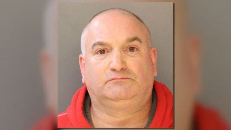 Former homicide detective charged for sexually assaulting male witnesses, held without bail