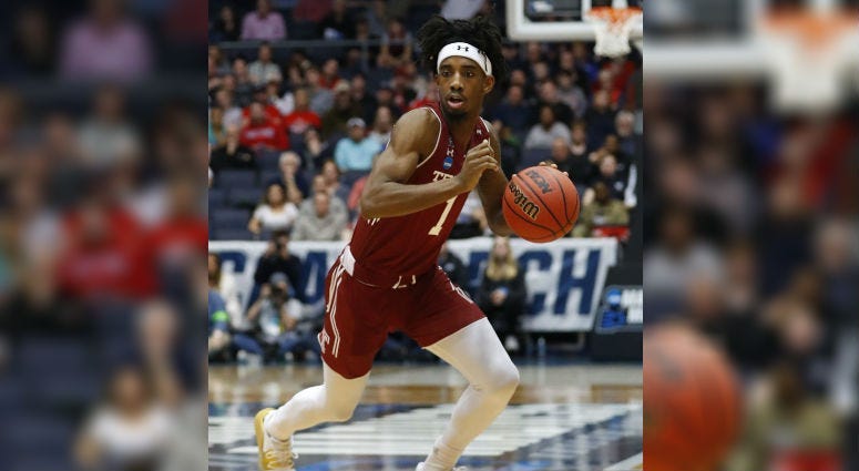 Temple Owls guard Quinton Rose (1) moves the ball down the court in the first half against the Belmont Bruins in the First Four of the 2019 NCAA Tournament at Dayton Arena.