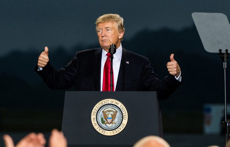 President_Trump_Thumbs_Up