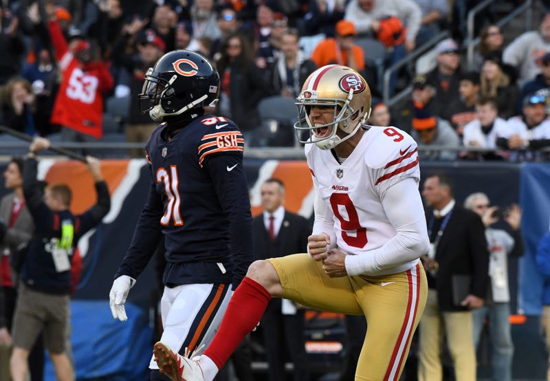 Robbie Gould, right