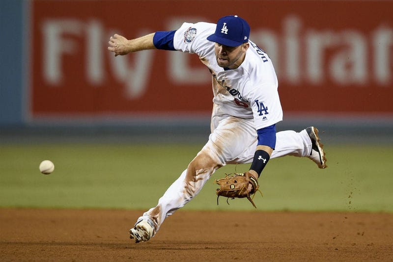 Longtime Twins infielder, Brian Dozier signed with Nats after playing for Dodgers