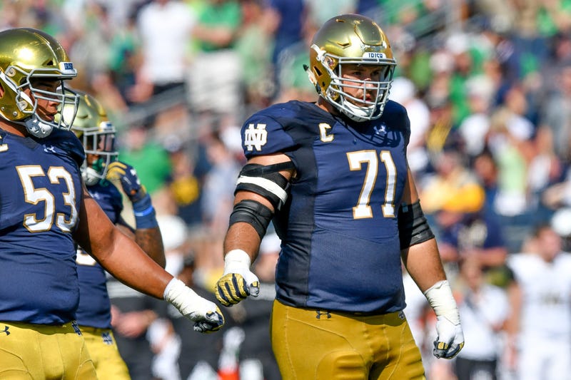 Notre Dame guard Alex Bars