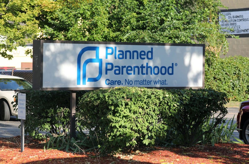 Rochester officials have told an anti-abortion group that police will no longer enforce a 15-foot buffer zone in front of the entrances to Planned Parenthood on University Avenue. 