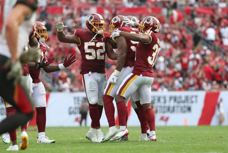 redskins_players_celebrate