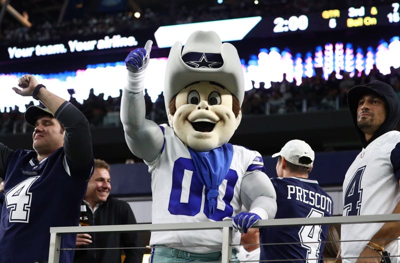 Dallas Cowboys mascot Rowdy