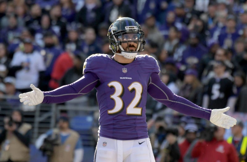an 6, 2019; Baltimore, MD, USA; Baltimore Ravens free safety Eric Weddle (32) reacts against the Los Angeles Chargers during an AFC Wild Card playoff football game at M&T Bank Stadium