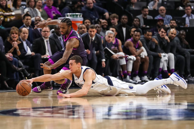 Andrew Wiggins and Dwight Powell