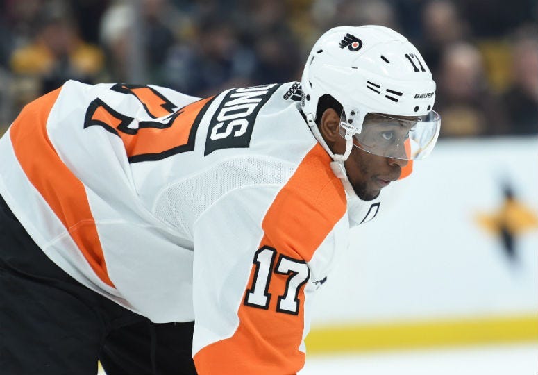 Jan 31, 2019; Boston, MA, USA; Philadelphia Flyers right wing Wayne Simmonds (17) gets ready for a face off during the first period against the Boston Bruins at TD Garden.