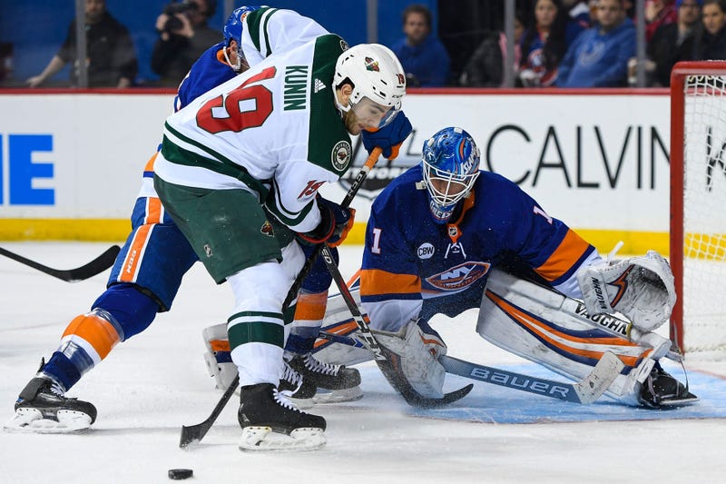 Luke Kunin takes a shot