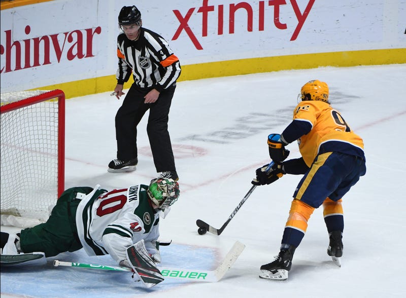 Devan Dubnyk gets beat by Ryan Johansen in shootout