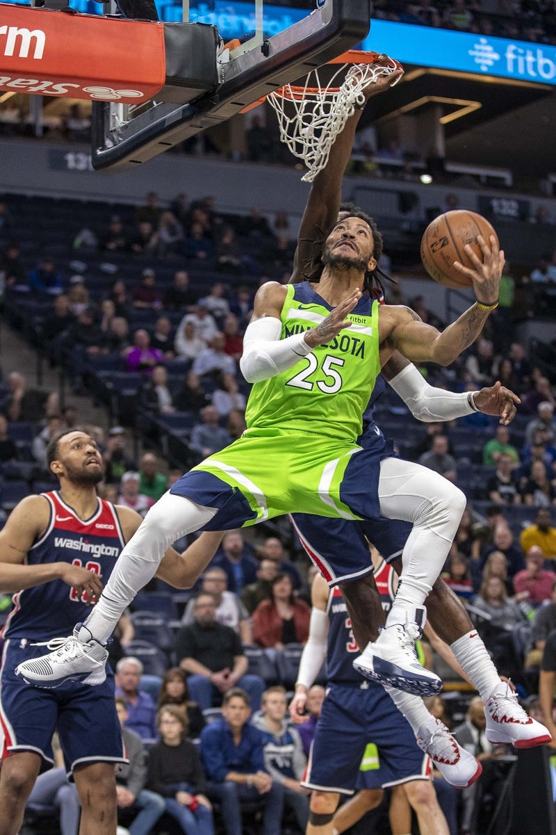 Timberwolves win with Rose