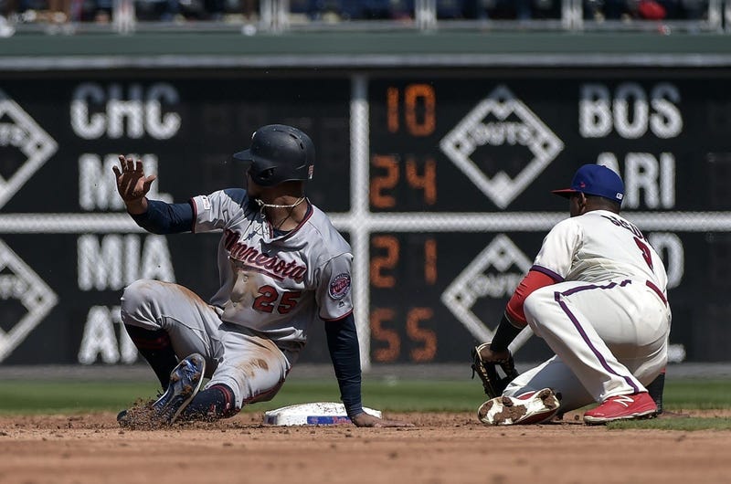 Stolen base by Byron Buxton