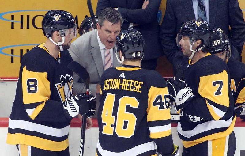 Mike Sullivan speaks to this team 