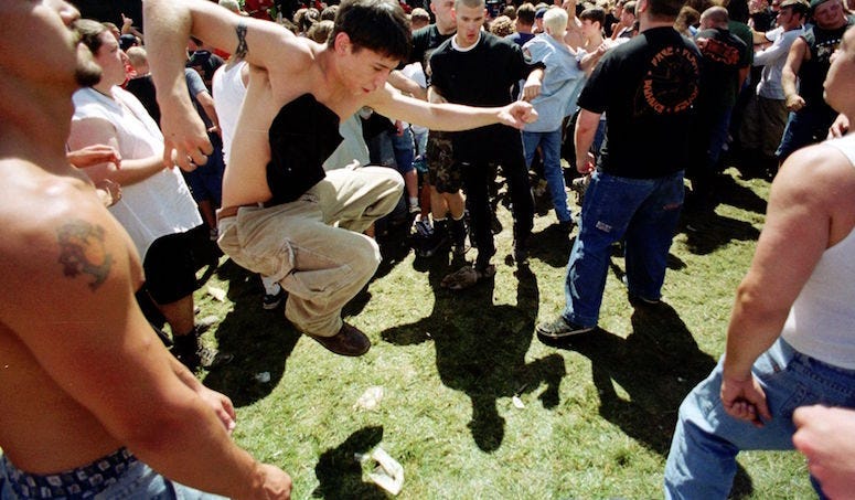 tomorrowland, shaq, belgium, mosh pit