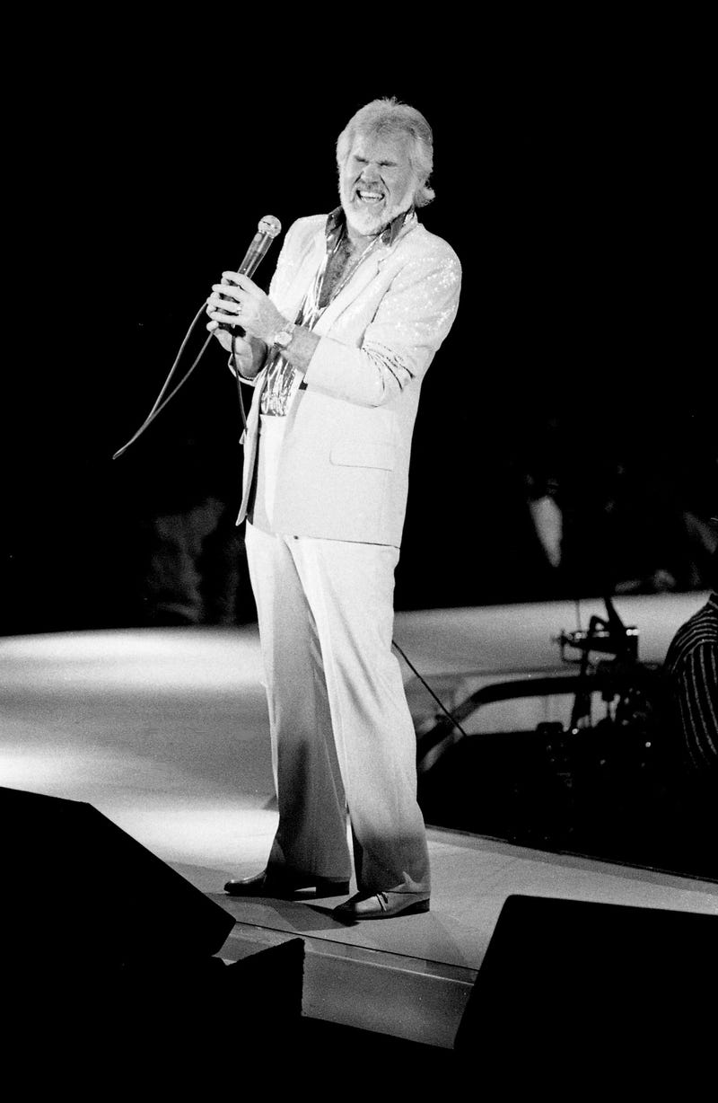 Huge Kenny Rogers Tribute Coming To CMT
