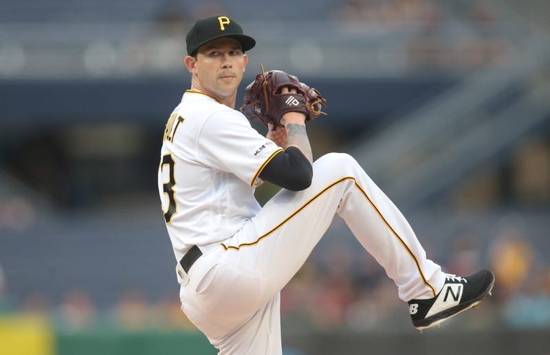 Steven Brault throwing