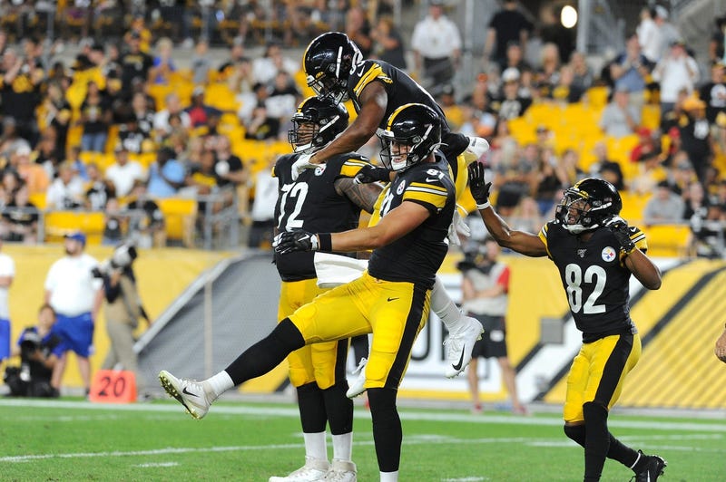 The Pittsburgh Steelers players celebrate after a touchdown against the Tampa Bay Buccaneers at Heinz Field.