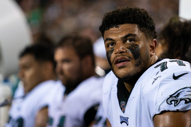 Philadelphia Eagles offensive tackle Andre Dillard (77)