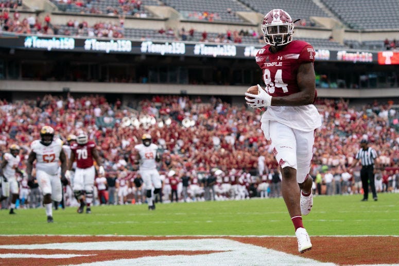 Sep 14, 2019; Philadelphia, PA, USA; Temple Owls tight end Kenny Yeboah (84) scores a touchdown against the Maryland Terrapins during the fourth quarter at Lincoln Financial Field.