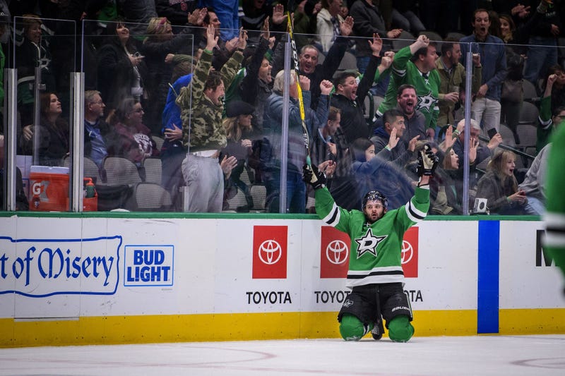 Dallas Stars right wing Alexander Radulov
