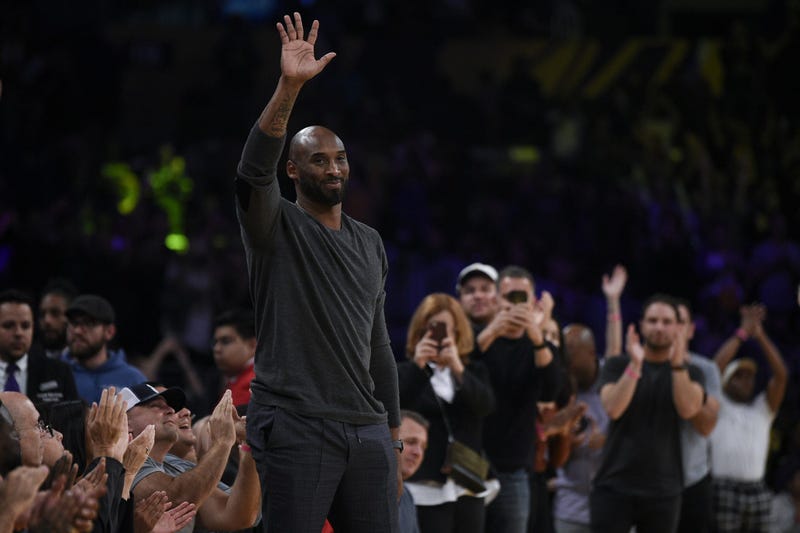 Kobe Bryant Dies in Helicopter Crash: Report
