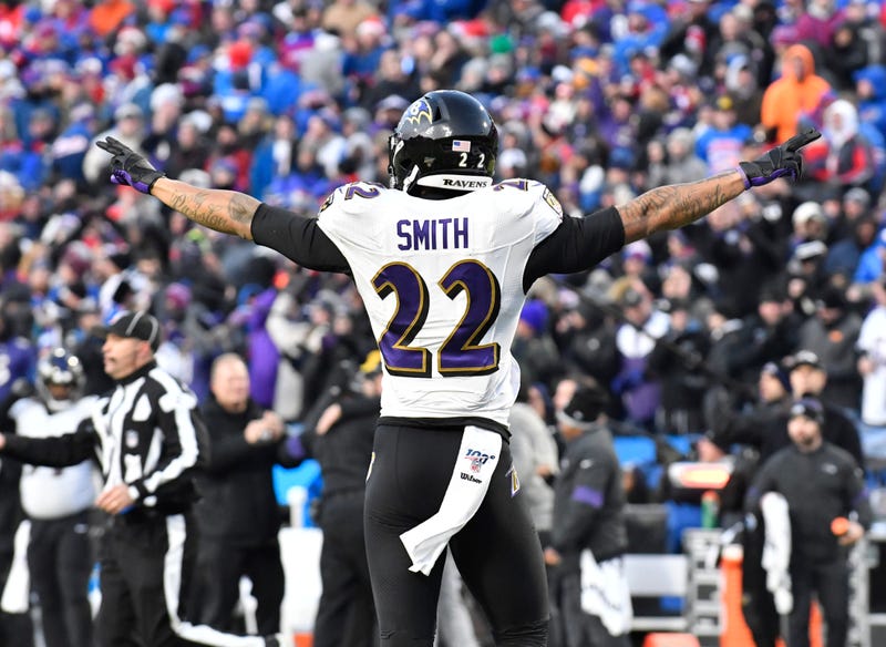 Jimmy Smith celebrates a win against the Bills