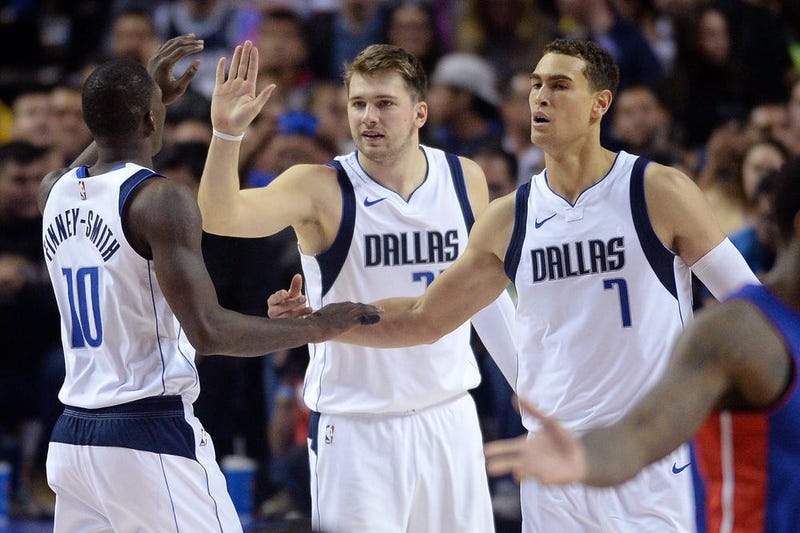 Dallas Mavericks at Detroit Pistons