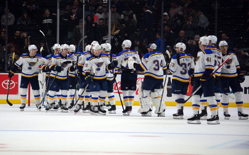 Blues beat Kings