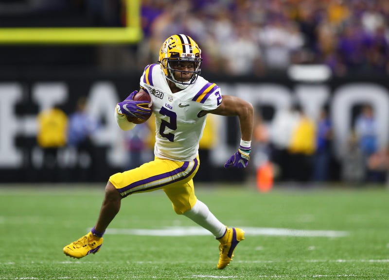 LSU Tigers wide receiver Justin Jefferson (2) against the Clemson Tigers in the College Football Playoff national championship game at Mercedes-Benz Superdome.