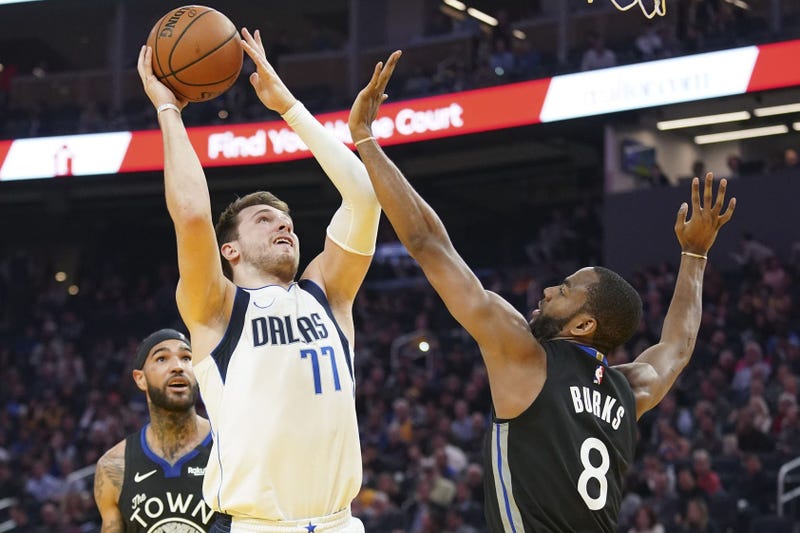 Dallas Mavericks at Golden State Warriors