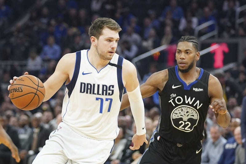 Dallas Mavericks at Golden State Warriors