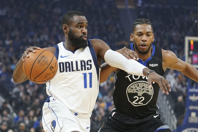 Dallas Mavericks at Golden State Warriors