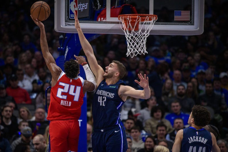  Sacramento Kings at Dallas Mavericks