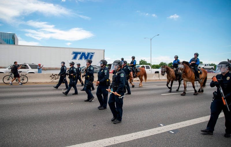 Protests on Interstate 35