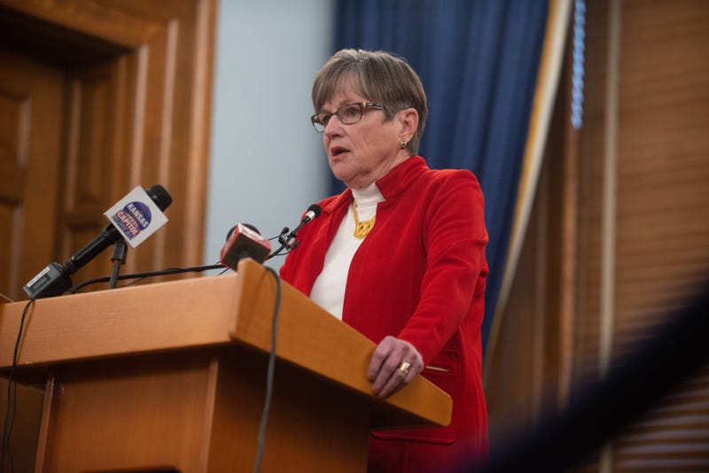 Gov. Kelly signs executive order extending wait requirement relief for unemployment