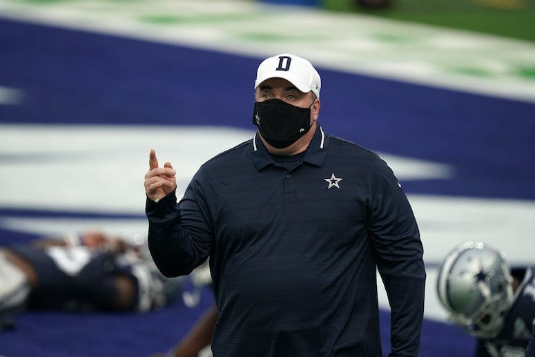 Mike McCarthy, Dallas Cowboys, Stretching, Mask, Face Mask
