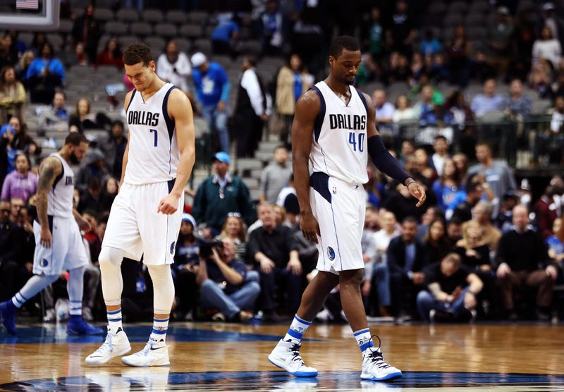 Harrison Barnes and Dwight Powell